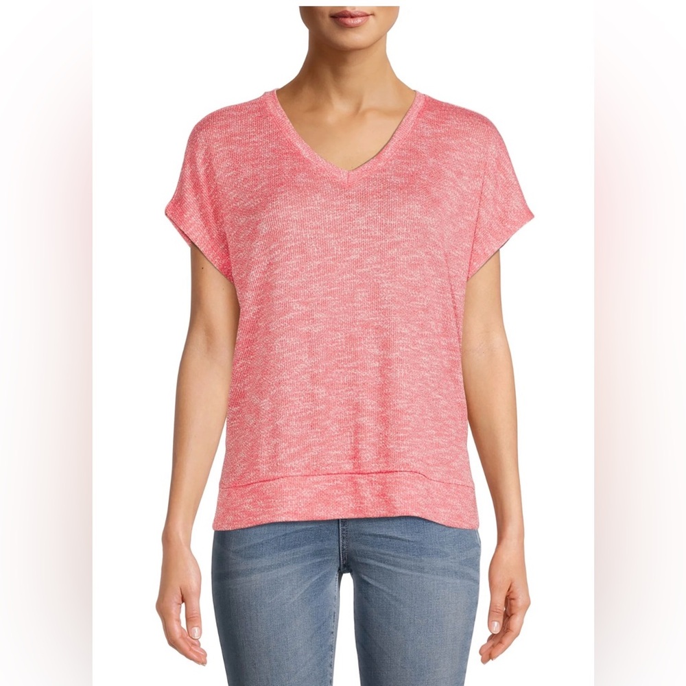Time and Tru Textured Knit V-Neck Short Sleeve Top in Coral Pink
